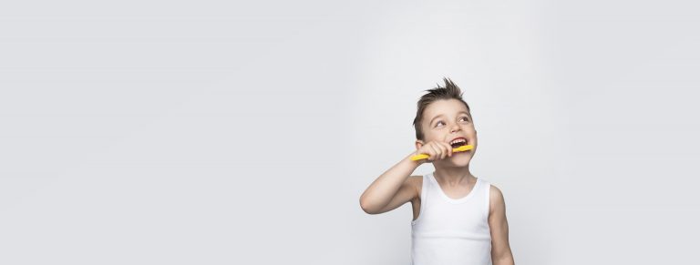 Dobra pasta do zębów dla dzieci. Jaka powinna być ?